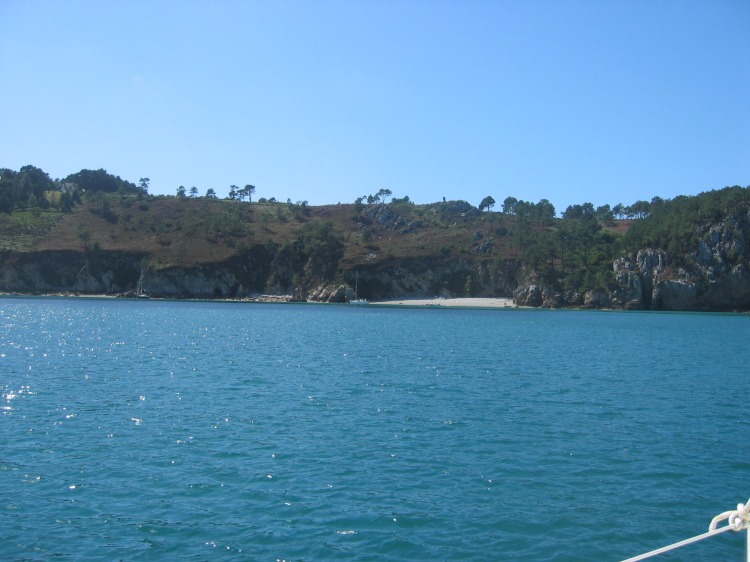 la jolie baie de St Hernot pr�s de Morgat